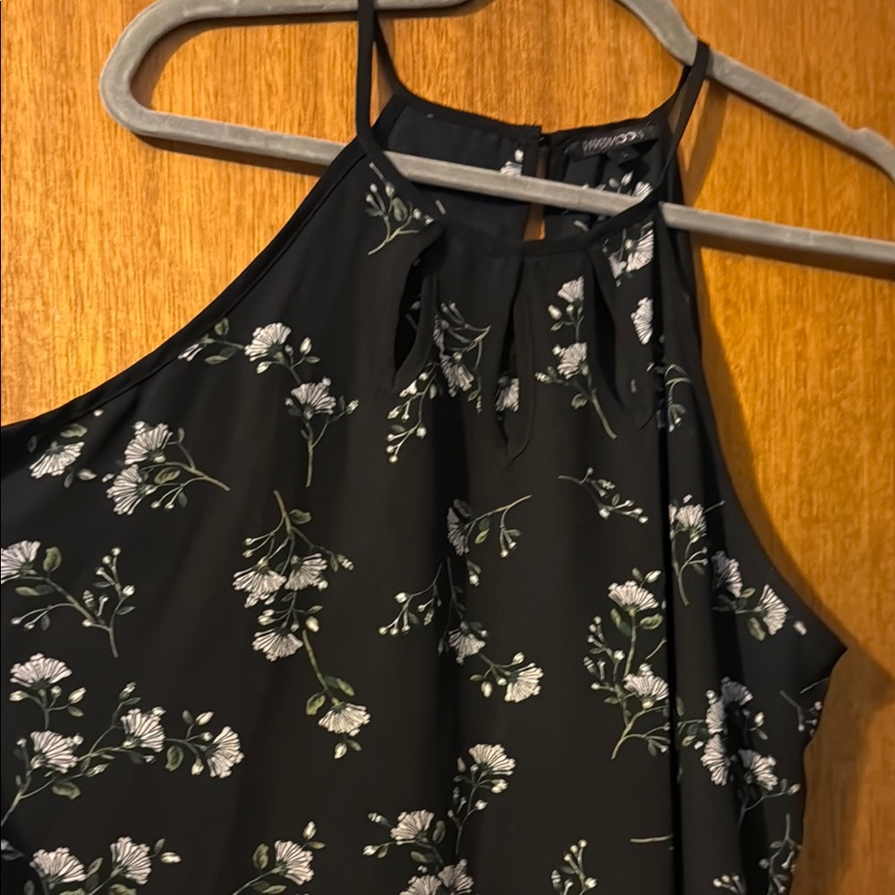 Papermoon Black Top with White Floral Design Large